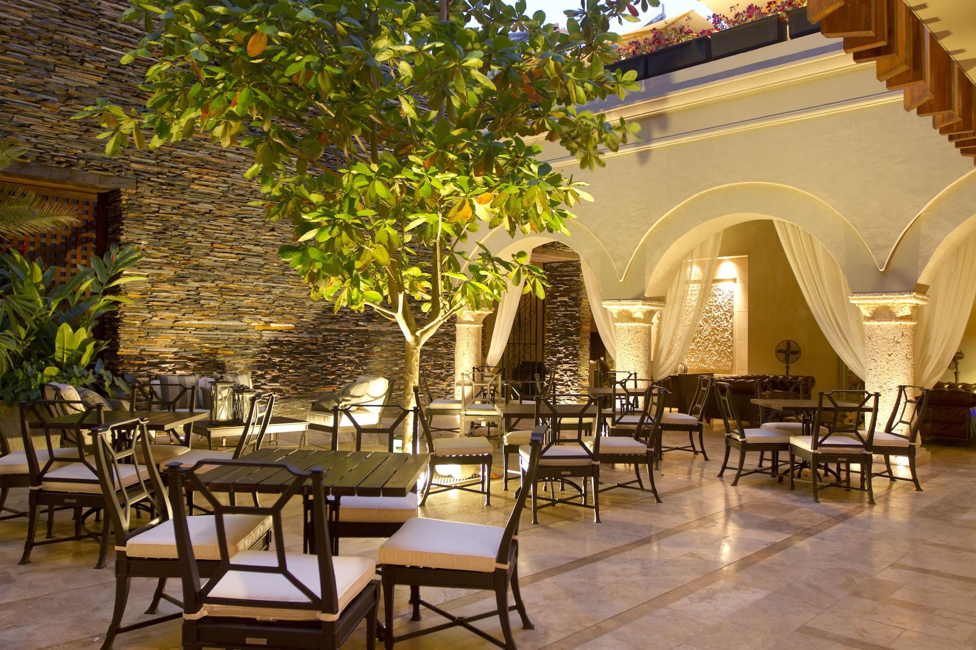 Bastion Luxury Hotel Cartagena ภายนอก รูปภาพ